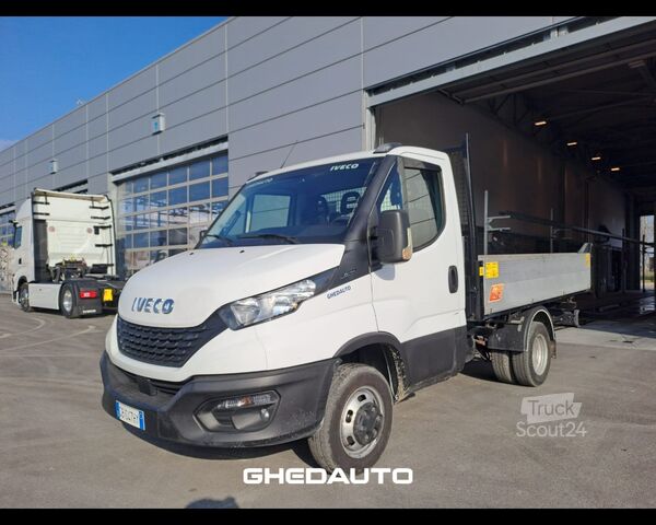 Μίνι λεωφορείο IVECO 35C14 - 35C14CAB cassone ribaltabile trilaterale