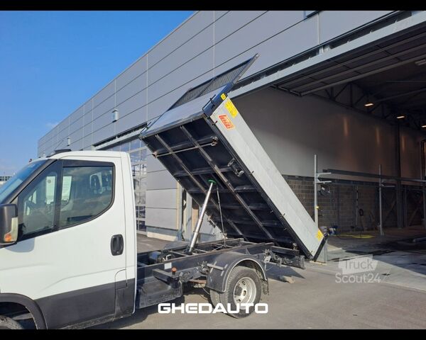 Μίνι λεωφορείο IVECO 35C14 - 35C14CAB cassone ribaltabile trilaterale