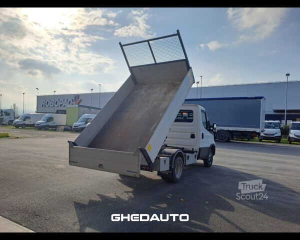 Μίνι λεωφορείο IVECO 35C14 - 35C14CAB cassone ribaltabile trilaterale