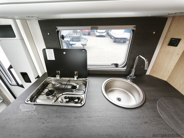 Polintegriran avtodom Sunlight A68