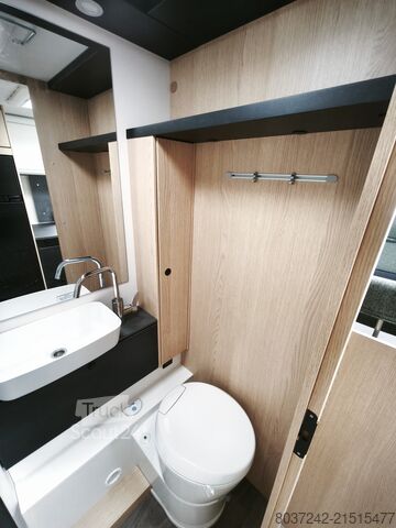 Polintegriran avtodom Sunlight A68