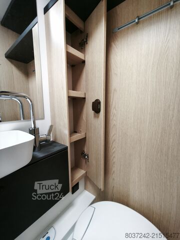 Polintegriran avtodom Sunlight A68