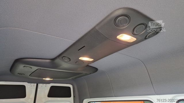 Minibus MERCEDES-BENZ Sprinter 311 Flexi Boden Rolli Doppel AC