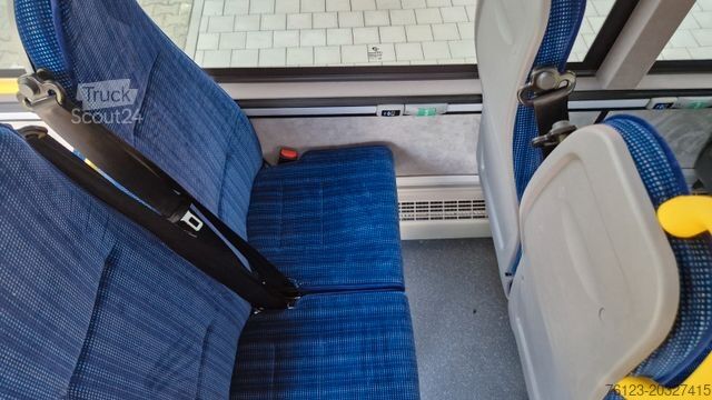 Mestský autobus MERCEDES-BENZ Heckniederflur Sprinter 517 / 4 er Bestuhlung