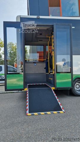 Mestský autobus MERCEDES-BENZ Heckniederflur Sprinter 517 / 4 er Bestuhlung