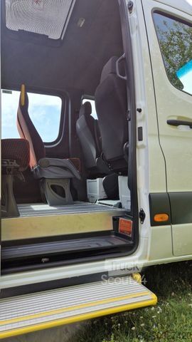 Minibus MERCEDES-BENZ Sprinter Lord Light 22 Sitzer 3 x Lagerfahrzeug