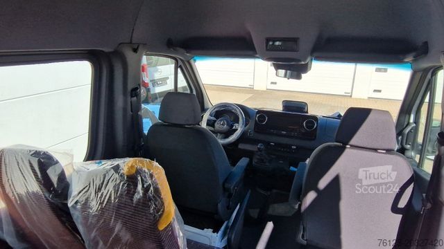 Minibus MERCEDES-BENZ Sprinter Lord Light 22 Sitzer 3 x Lagerfahrzeug
