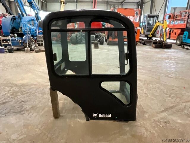 Внутренняя часть Bobcat E 16