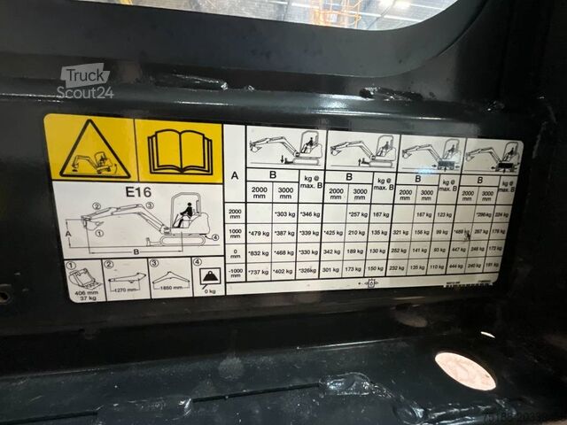 Внутренняя часть Bobcat E 16