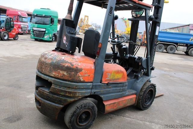 Front loader forklift TOYOTA 62-6FDF30 - 3 to - Nr.: 171