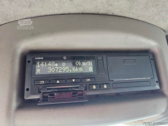 Højt tag varevogn RENAULT Master 4.500 Kg lang & hoch, AHK, 150 PS