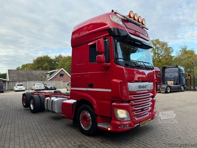 Châssis avec cabine DAF XF 530 6X2 FAS Full air Alcoa Retarder Stuuras ...