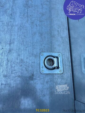 Camion de gunoi Mitsubishi FUSO 3C15 3400