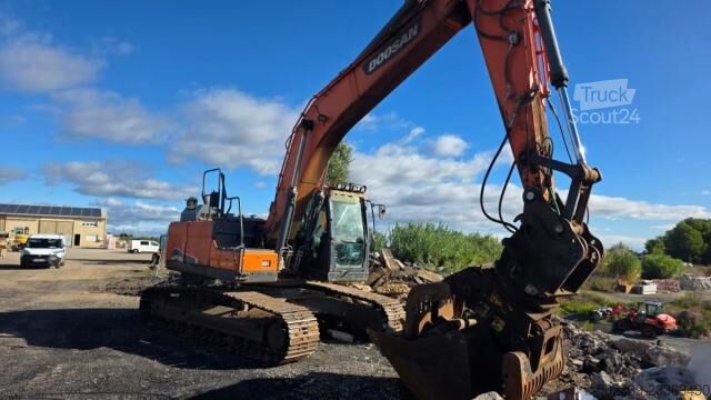 Crawler excavator Doosan DX 225 LC