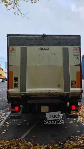 Refrigerated truck Scania P 320