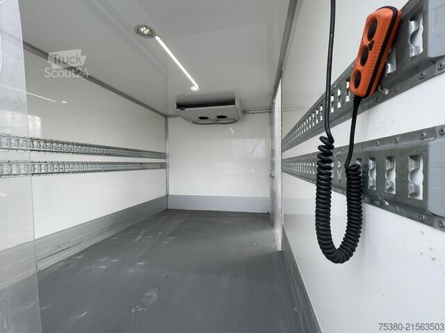 Кастомизированный фургон Volkswagen Crafter 35 2.0TDI 100kW Kühlkoffer *LBW*KLIMA*