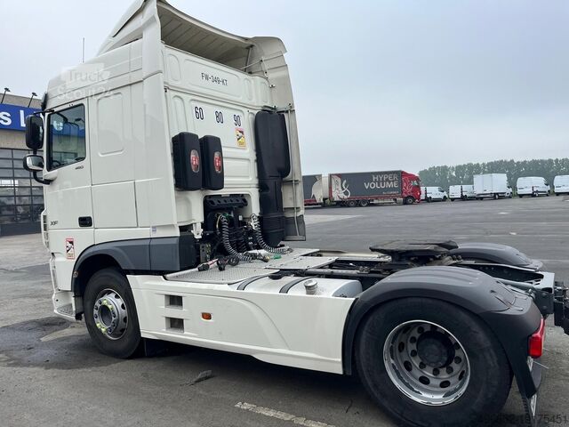Standart traktör DAF XF 480