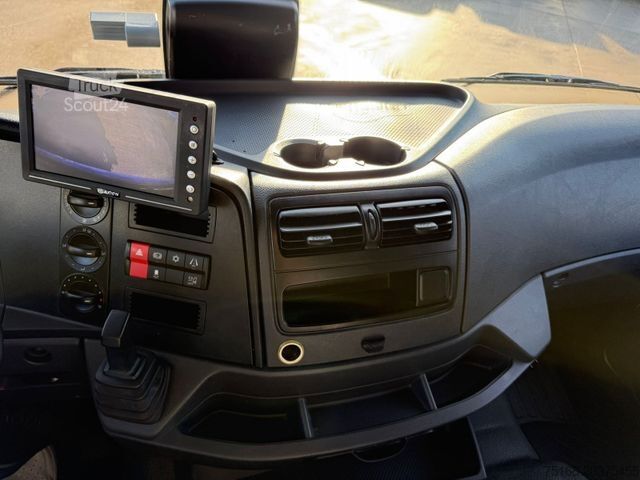 Chladírenský vůz MERCEDES-BENZ ATEGO 1524 L Kühlkoffer BI-Zone 7,30 m LBW *2 to