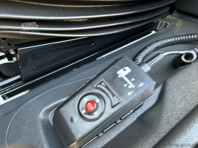 Chladírenský vůz MERCEDES-BENZ ATEGO 1524 L Kühlkoffer BI-Zone 7,30 m LBW *2 to