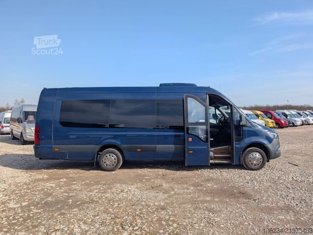 Автобус MERCEDES-BENZ Sprinter 519