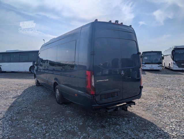 Автобус MERCEDES-BENZ Sprinter 519