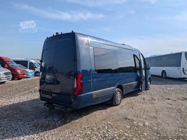 Автобус MERCEDES-BENZ Sprinter 519