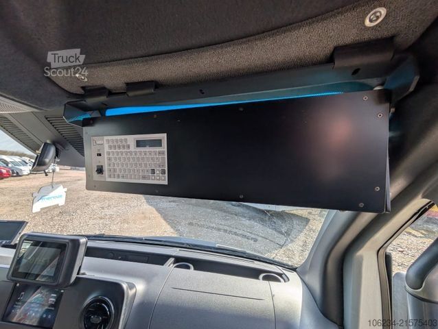 Автобус MERCEDES-BENZ Sprinter 519