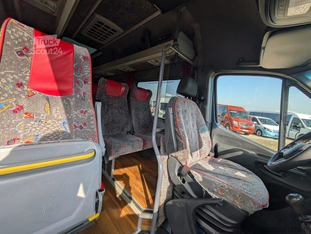 Автобус MERCEDES-BENZ Sprinter 519