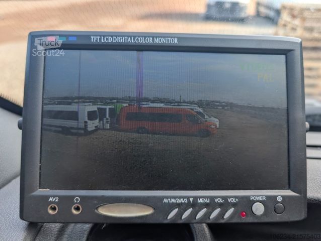 Автобус MERCEDES-BENZ Sprinter 519