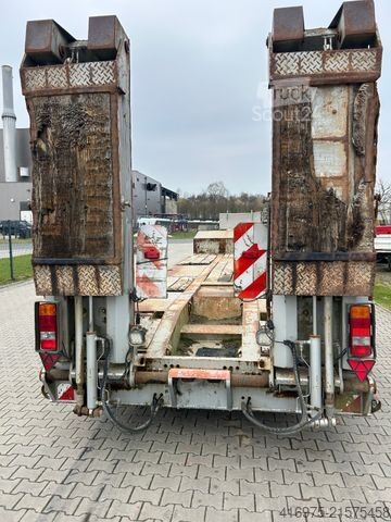 Low loader semitrailer MÖSLEIN STR 3 Schwebheim 3-Achs Satteltieflader Radmulde