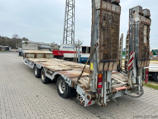 Low loader semitrailer MÖSLEIN STR 3 Schwebheim 3-Achs Satteltieflader Radmulde