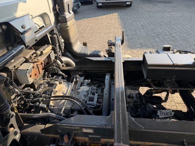 Fourgon benne basculante MAN TGL ller chlüsse.