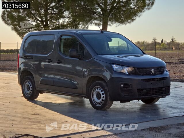 Panel van Peugeot Partner 130pk Automático L1H1 Navegación Aire a...