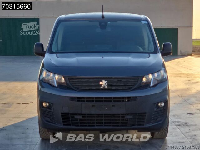 Panel van Peugeot Partner 130pk Automático L1H1 Navegación Aire a...