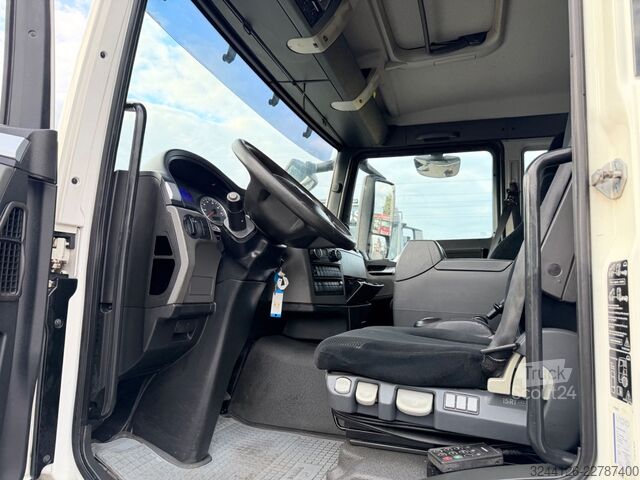 Lastbilmonteret kran MAN TGS26.440BL/PalfingerPK27002-SH-PJ060A-JIB/28m/