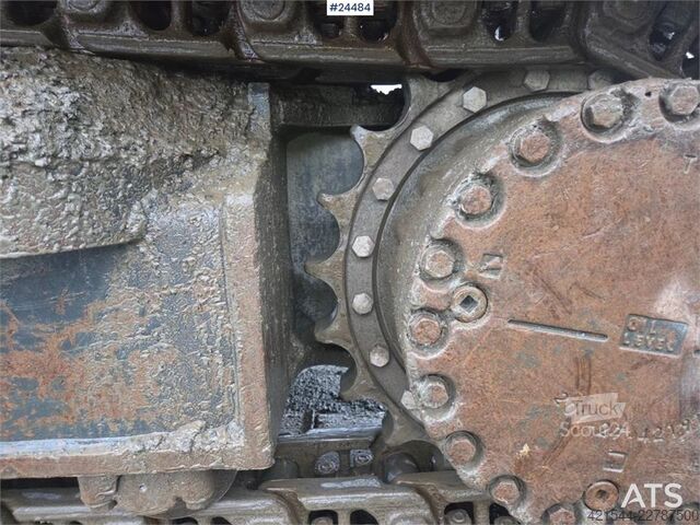 багер на вериги Komatsu PC210LC-11 Excavator with OilQuick quick coupler a