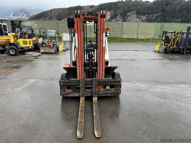 Front loader forklift Datsun A20U Triplex Freihub Zwillingsrei