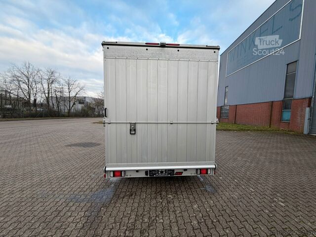 Verhollinen pakettiauto FIAT Ducato Plane Tandemachse 3 Achsen