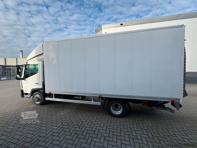 Фургон-бокс NISSAN NT500 56.15 Koffer mit LBW*Ahk*nur 34.800 km *