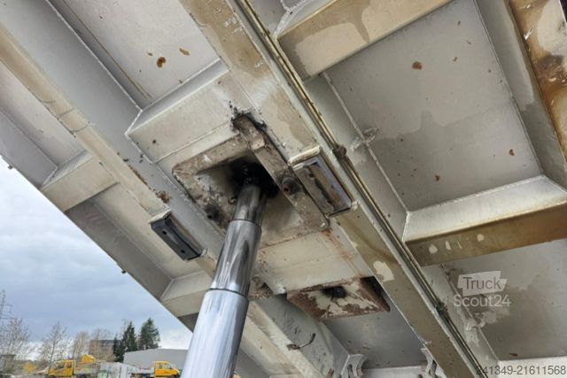 Tipvogn VOLVO FMX-500 8x4 Moser 3S