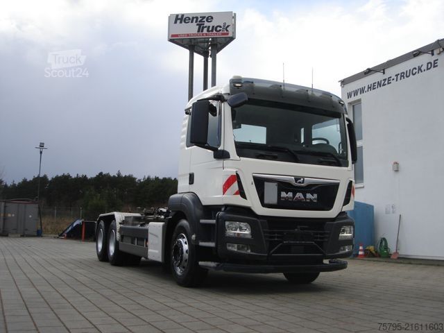 Roll-off tipper truck MAN TG-S 26.420 6x4 Abrollkipper