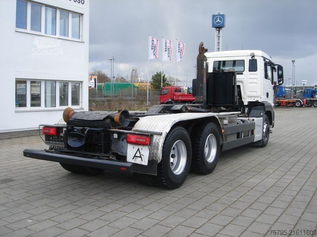 Roll-off tipper truck MAN TG-S 26.420 6x4 Abrollkipper