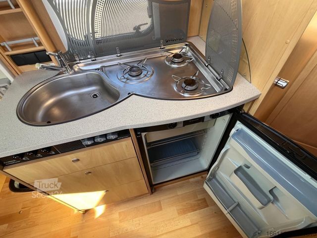 Polintegriran avtodom DETHLEFFS T 5841 - Festbett - Klima -  - AHK -