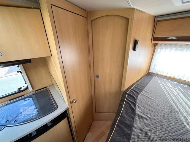 Polintegriran avtodom DETHLEFFS T 5841 - Festbett - Klima -  - AHK -