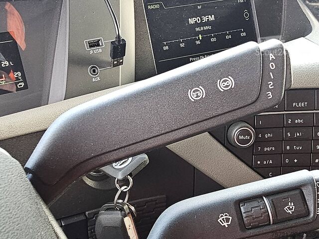 βαλίτσα VOLVO FH 16.750 8X2*6