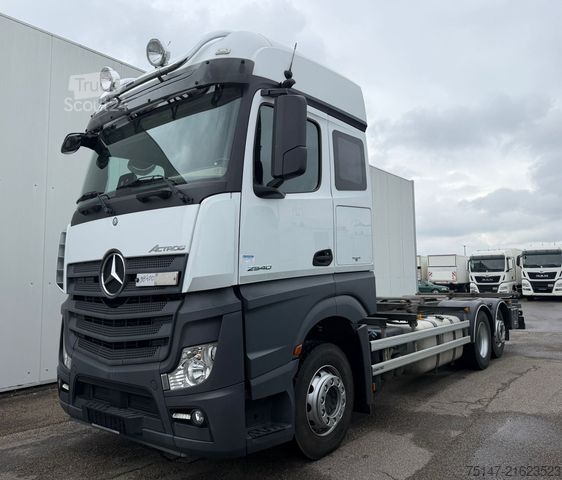 Swap body truck MERCEDES-BENZ 2540 L Actros 6x2  5-Sitzer Fahrschule
