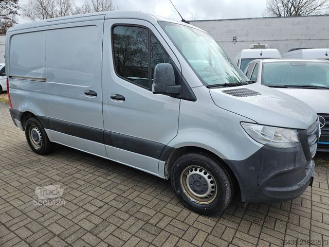 Skåpbil MERCEDES-BENZ Sprinter 311 CDI L1H1|BOTT REGALE|WERKSTATT|230V
