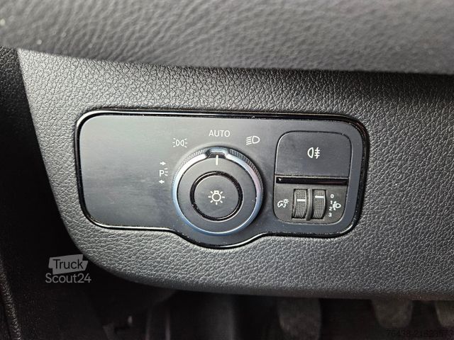 Skåpbil MERCEDES-BENZ Sprinter 311 CDI L1H1|BOTT REGALE|WERKSTATT|230V