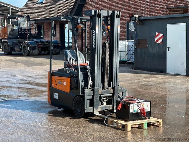 Front loader forklift DOOSAN BR16R-7 Elektro Frontstapler mit Ladegerät