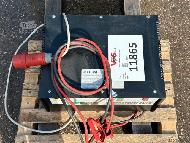 Front loader forklift DOOSAN BR16R-7 Elektro Frontstapler mit Ladegerät